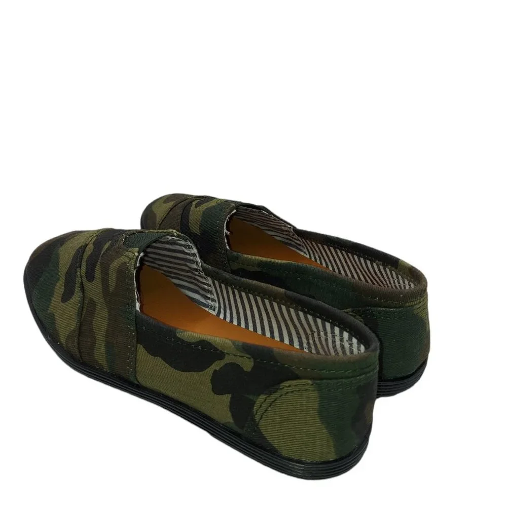Forever Green Camouflage Flat Slip-on Loafers Women's Size 5